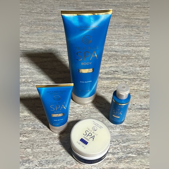Bath & Body Works Discontinued True Blue Spa 2-Shower Creams Gel & Hand Cream